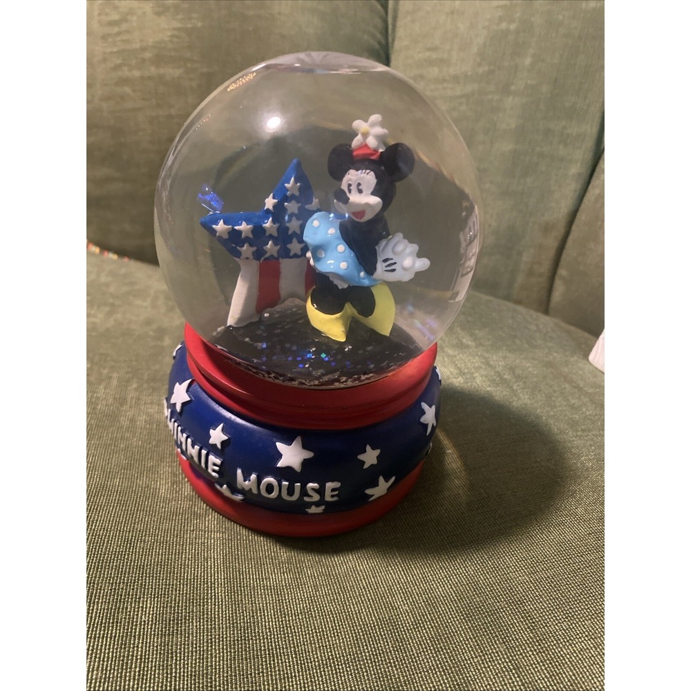 Disney Minnie Mouse Patriotic Musical Snow‎ Globe Yankee Doodle Americana 6 inch